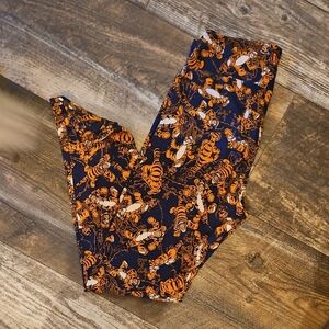 Lularoe OS Disney Tigger Print Leggings